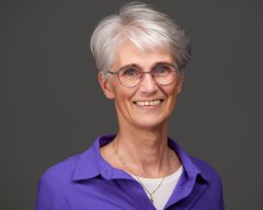 Portretfoto Yvonne van Gennip