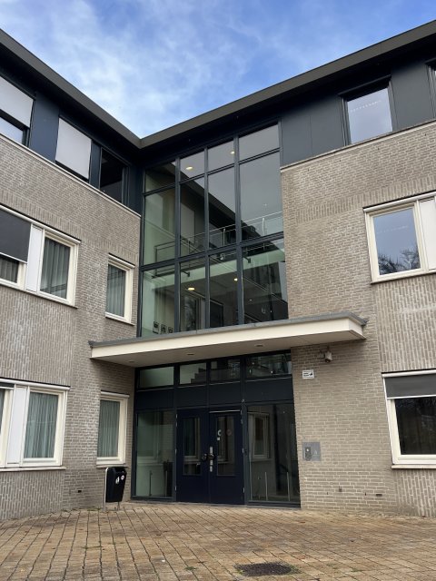 Tijdelijke toegangsdeur gemeentehuis