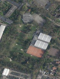 Luchtfoto van golfterrein bij marinierskazerne in Doorn