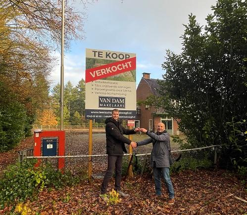 Leersumsestraatweg 9 overgedragen aan Welstand B.V door overhandiging van een sleutel