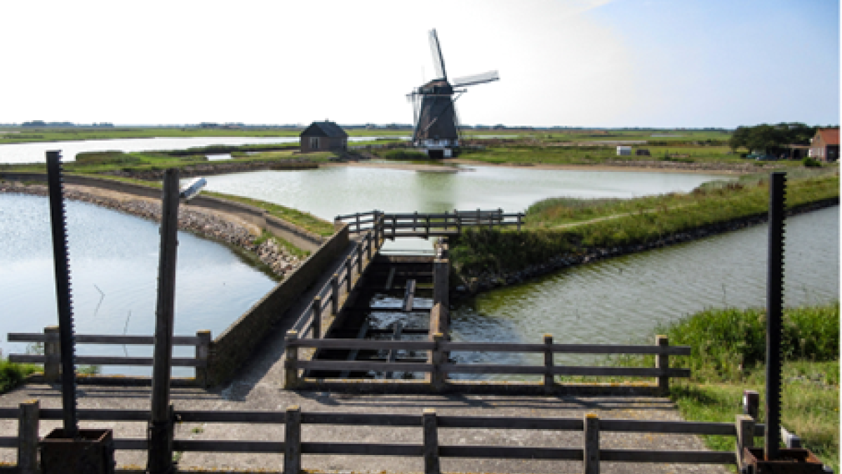 Restauratie Uitwateringssluis Oosterend