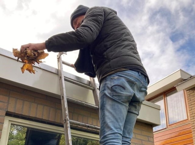 dakgoot schoonmaken