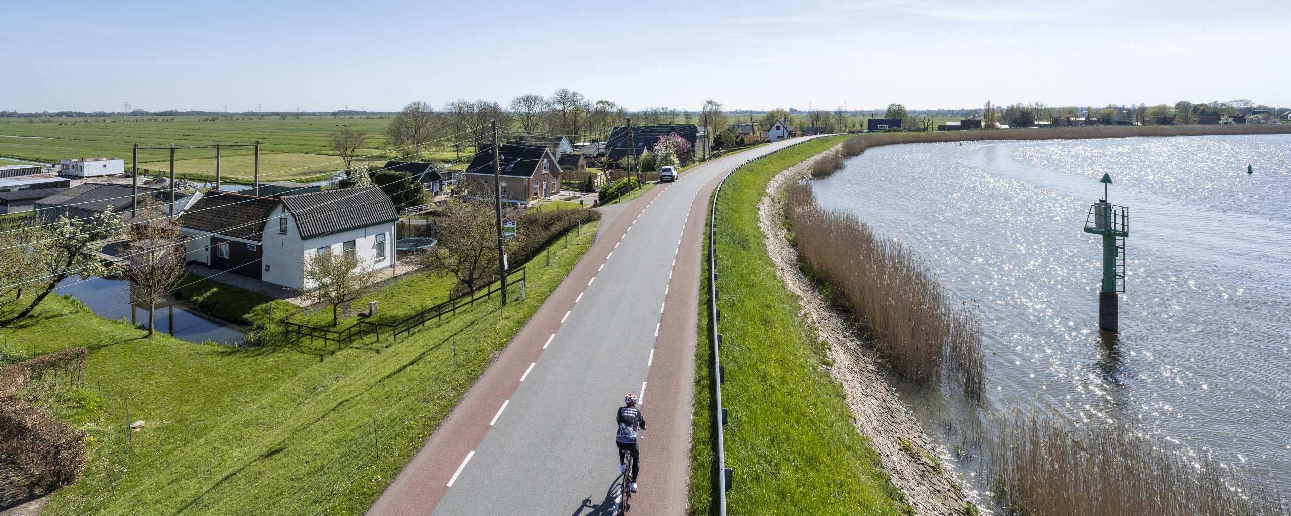 Dijk langs Hollandse IJssel bij Gouderack