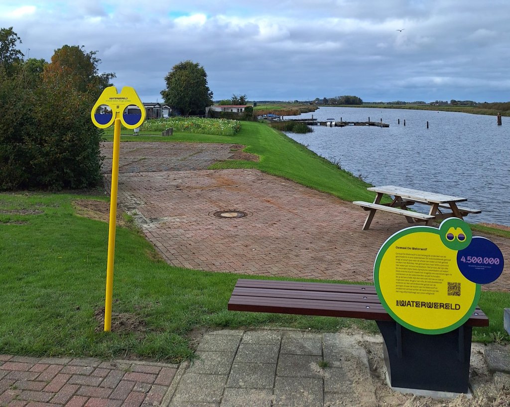 Bankje bij Gemaal de Waterwolf