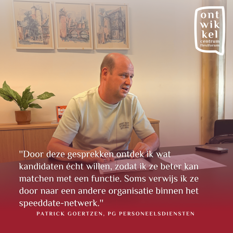 Patrick Goertzen von PG Personeelsdiensten im Gespräch mit einem Bewerber