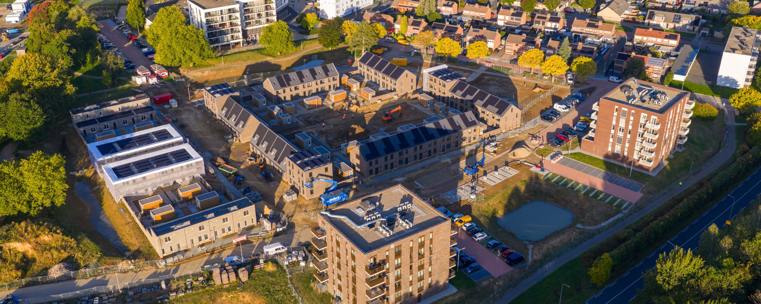 Luchtfoto van nieuwbouw Rolduckerveld
