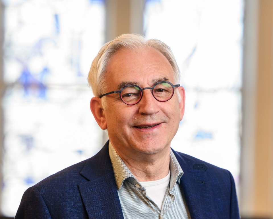 A portrait photo of Jo Paas