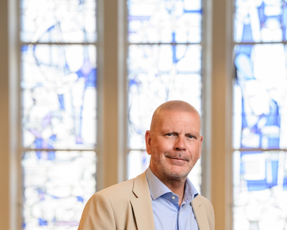 Een portretfoto van Raph Stijns