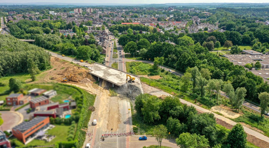 Luchtfoto van de werkzaamheden aan Sint Pieterstraat en Roderlandbaan