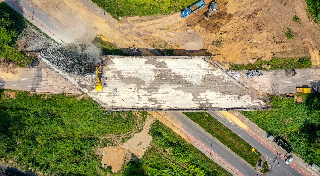 Luchtfoto van de werkzaamheden aan Sint Pieterstraat en Roderlandbaan