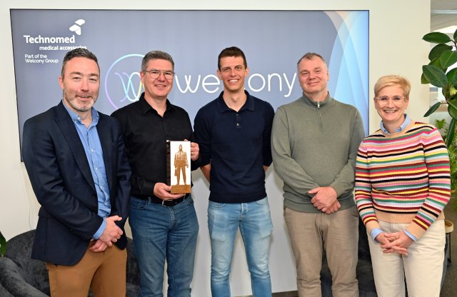 Auf dem Bild sind Alexander Geers, Marco Willems, Fabian Habets, Dave Delil, Petra Dassen-Housen