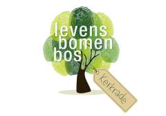 Logo Levensbomenbos - een groen boompje gemaakt van vingerafdrukken met daaraan een label met de tekst levensbomenbos
