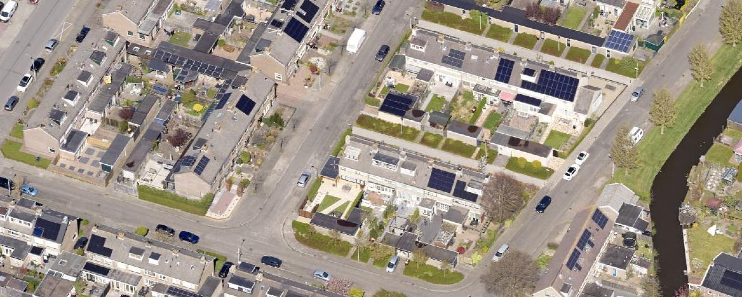 luchtfoto van de Bloemenwijk Obdam