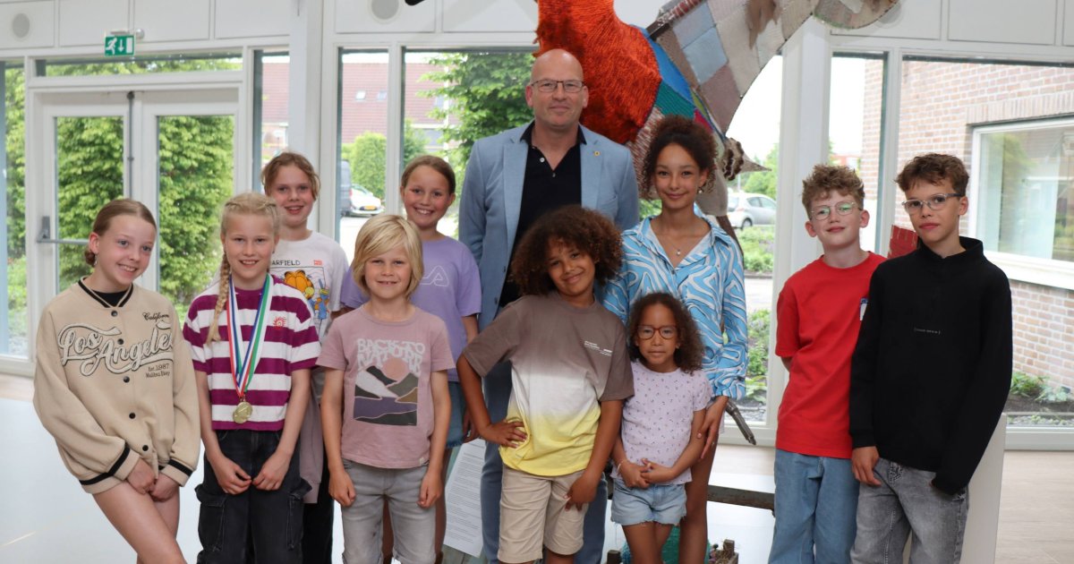 Geslaagde opening kinderkunstexpositie in Koggenland