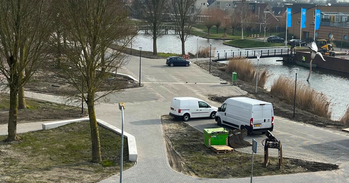 Pilot met extra standplaatsen op Vijverhofplein