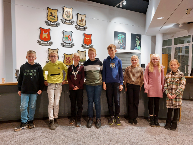 acht kinderen van de kindergemeenteraad voor het schooljaar 2022 2023