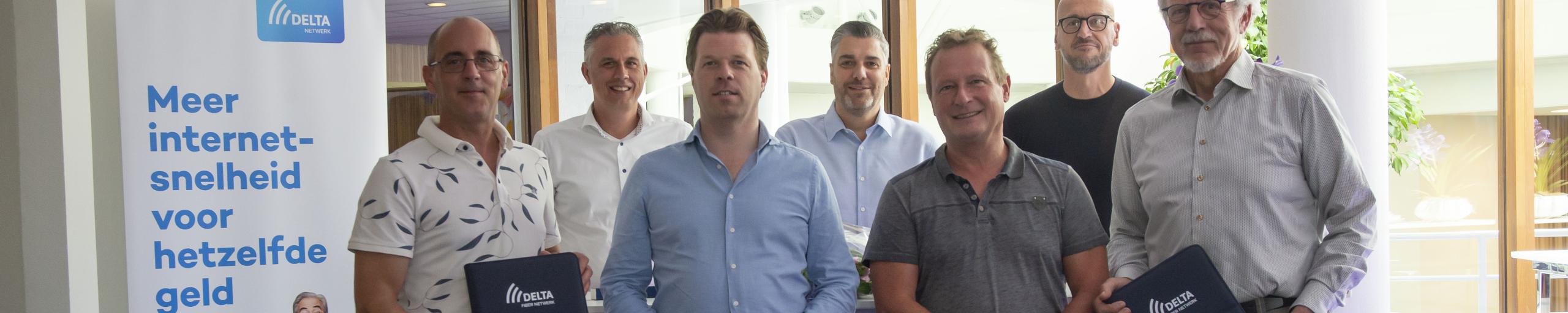 ondertekening overeekomst DELTA Netwerk en gemeente glasvezelnetwerk