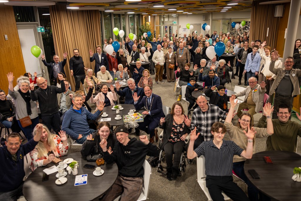 Groepsfoto kennismakingsavond nieuwe inwoners 