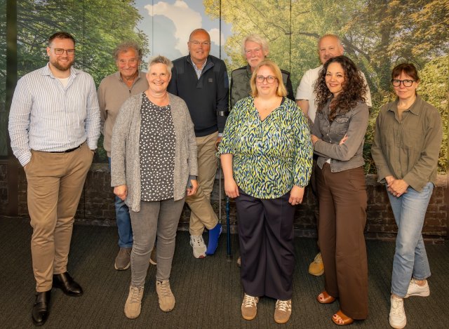 Groepsfoto van de leden van de Adviesraad Sociaal Domein van de gemeente Landgraaf.