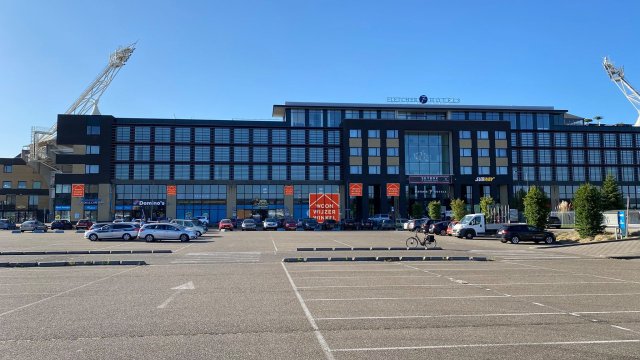 Pand WoonWijzerWinkel Kerkrade aan de Roda JC Ring