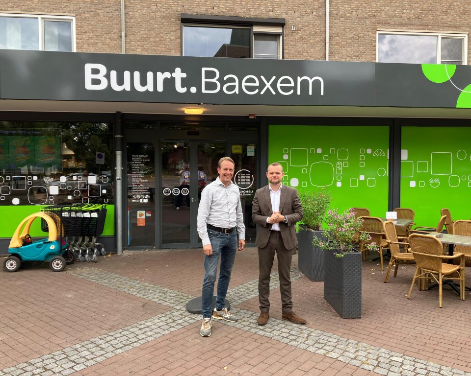 Michel Graef (Wethouder gemeente Leudal) en Synco van der Klei (eigenaar Buurt-Baexem)