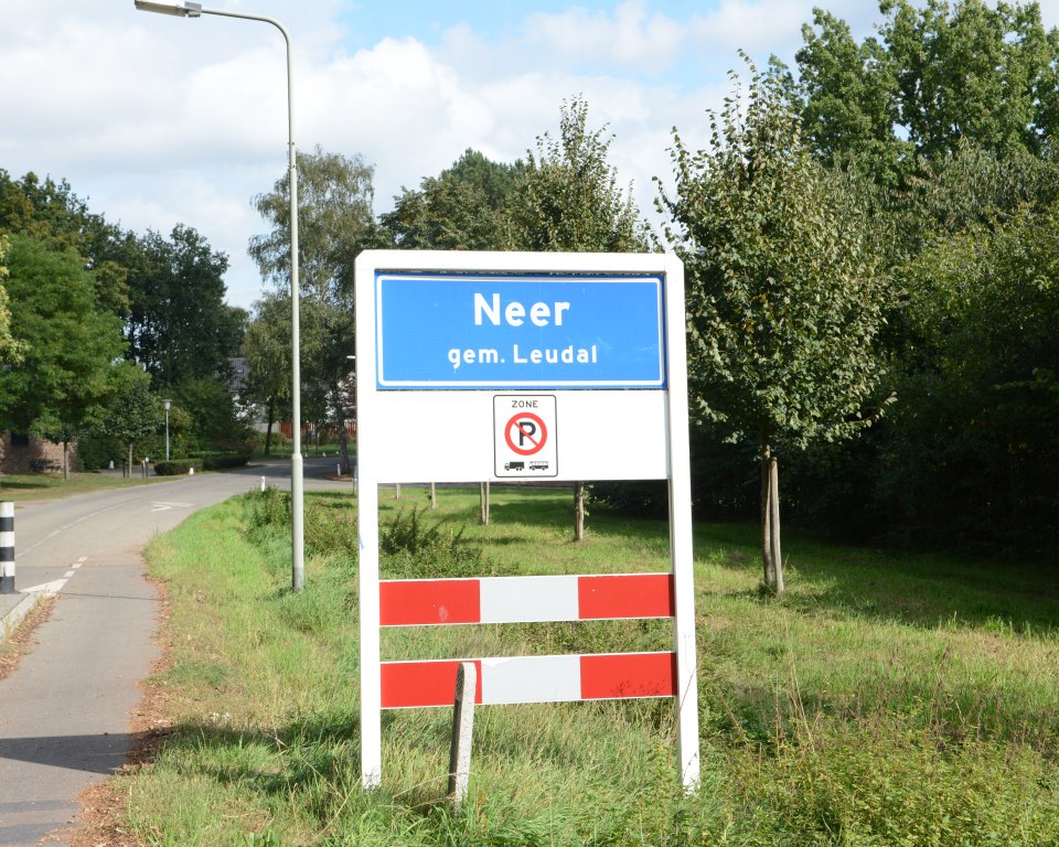 Wegwerkzaamheden Neer