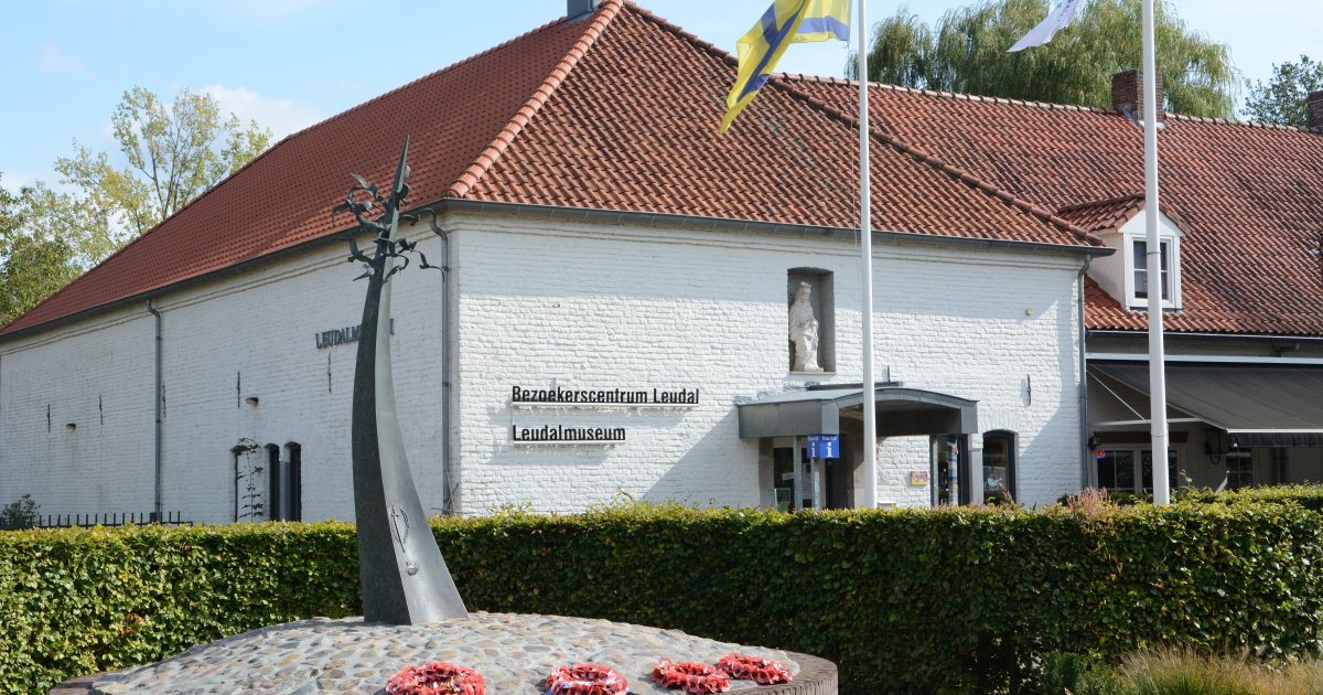 Herdenking Monument van Verdraagzaamheid op 12 november