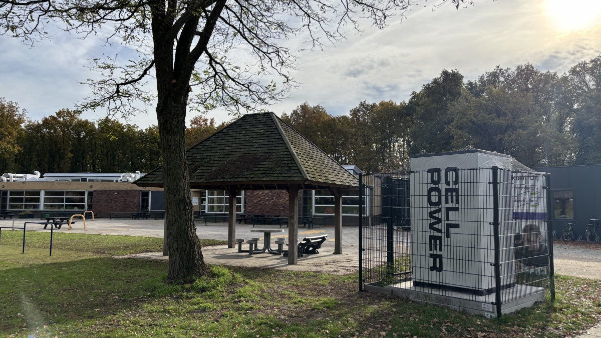 Continuïteit van onderwijs gewaarborgd op Widdonckschool door batterijopslag en steun van gemeente L