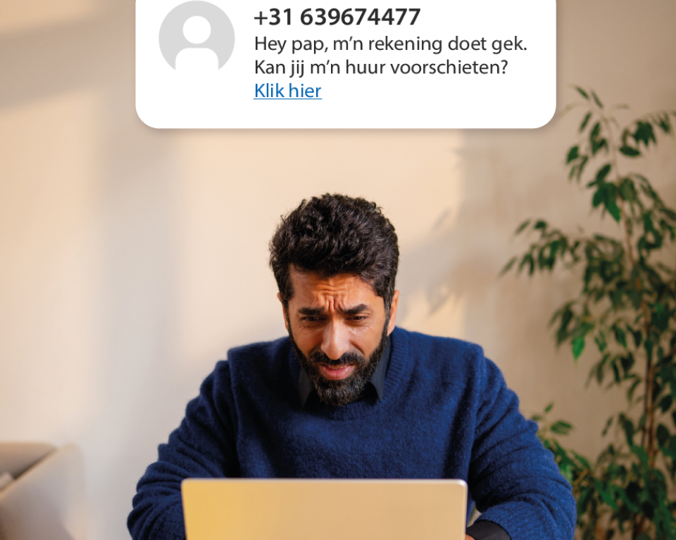 Meneer achter laptop