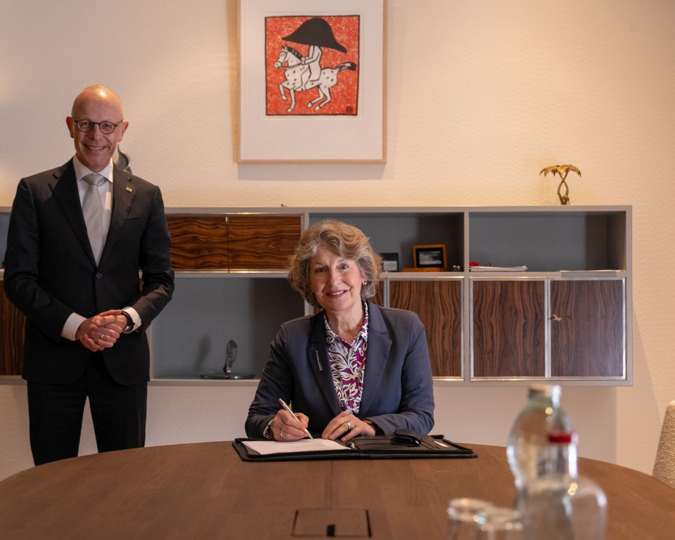 benoeming Corry van Rhee-Oud Ammerveld tot waarnemend burgemeester van de gemeente Lingewaard