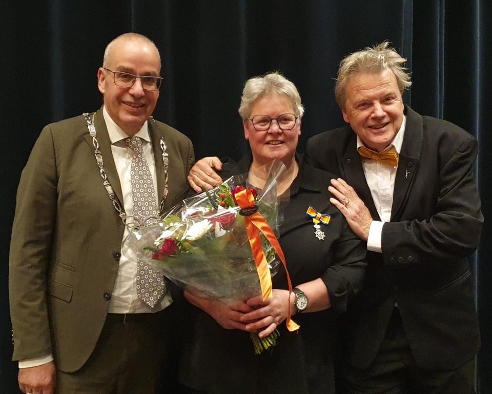 Foto van Astrid van Abel uit Bemmel met wethouder Aart Slob. 