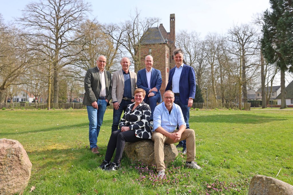 Foto van het college.