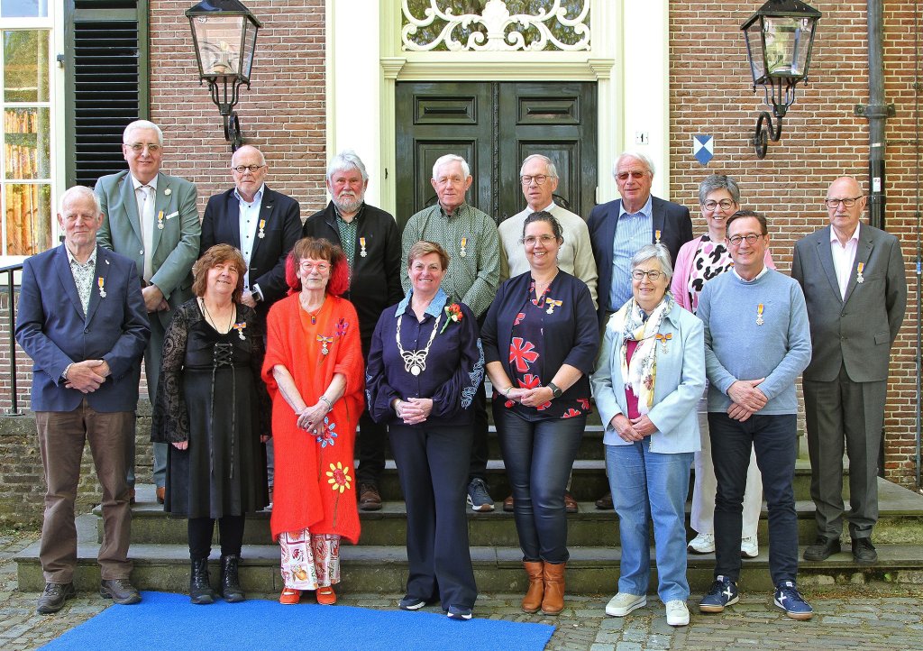 Groepsfoto Lintjesregen 2026