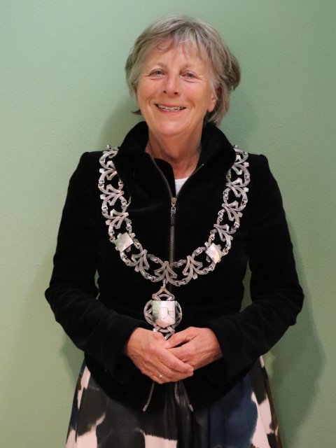 Burgemeester Renate Westerlaken-Loos