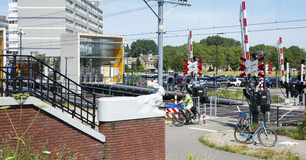 College Van B&W Biedt Gemeenteraad Aangepaste Gebiedsvisie Station West ...