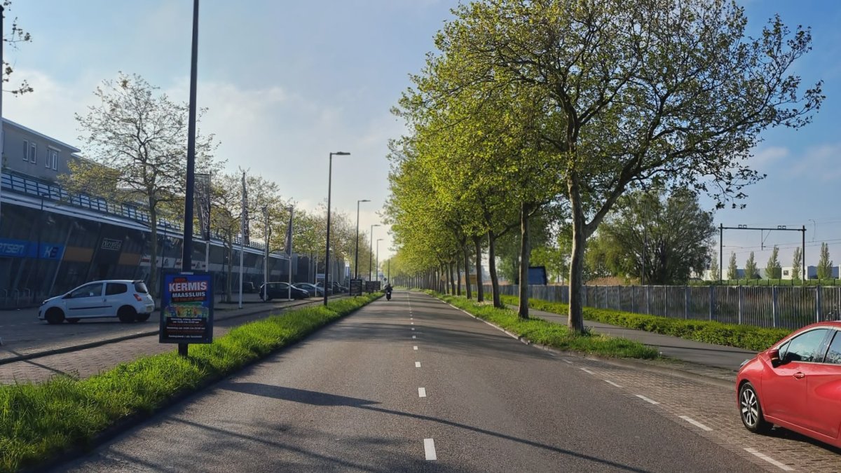 Vaste flitspaal langs Industrieweg