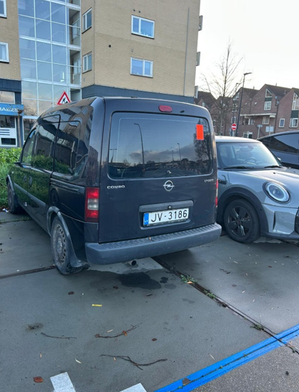 Personenauto Petrus Kochstraat