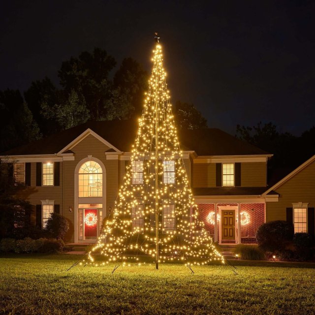 foto van vlaggenmastkerstboom