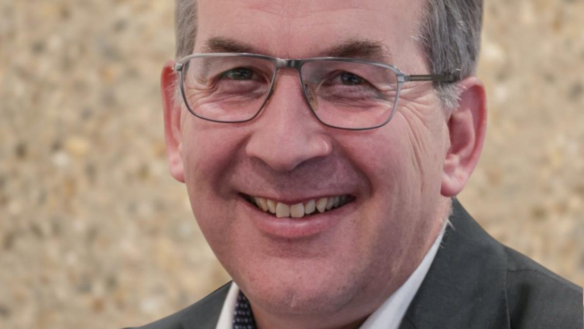 Ab Smit aan de slag als formateur college Middelburg