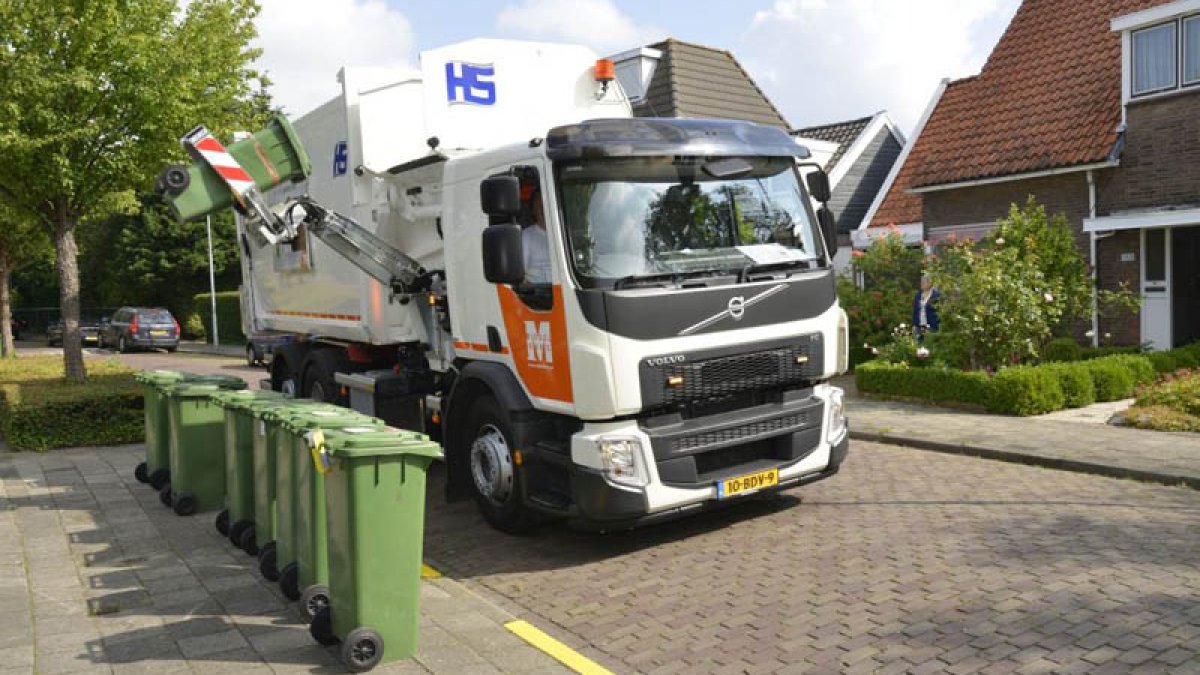 Inzameling huisvuil tijdens de feestdagen