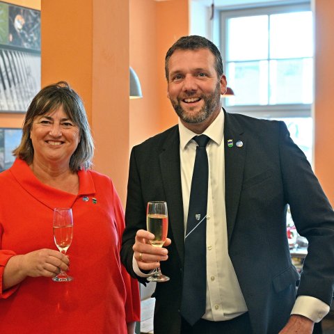 Burgemeester Birgit Op de Laak en burgemeester Andreas Gisbertz