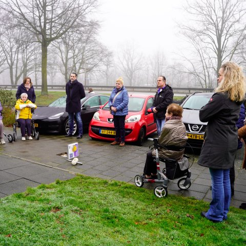 Eerste Zwaaisteen wordt gelegd bij Zorgcentrum St. Joseph. Foto’s: Nederweert24