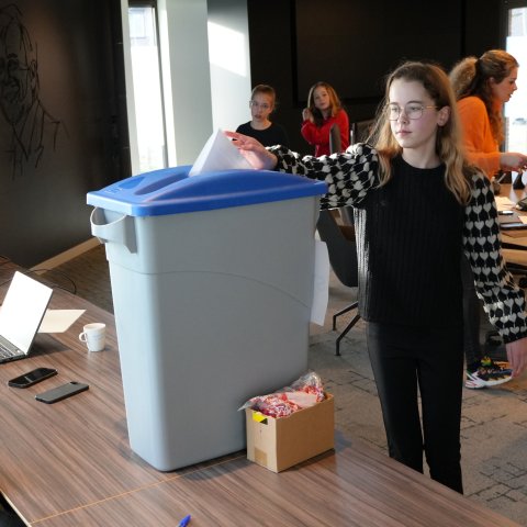 Kinderraad Nederweert kiest voor dialectlessen 