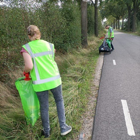 de vrijwilligers en bewoners van het Thomashuis