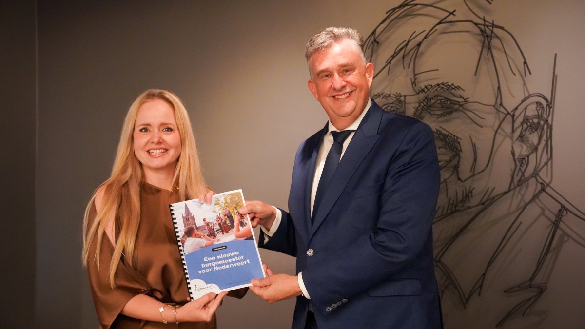 Gouverneur Emile Roemer neemt profielschets nieuwe burgemeester in ontvangst