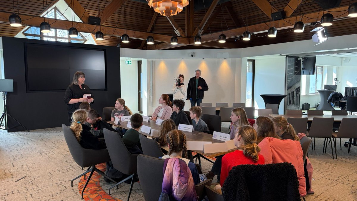 Kinderraad : samen dialect leren, stemmen en dromen over de toekomst