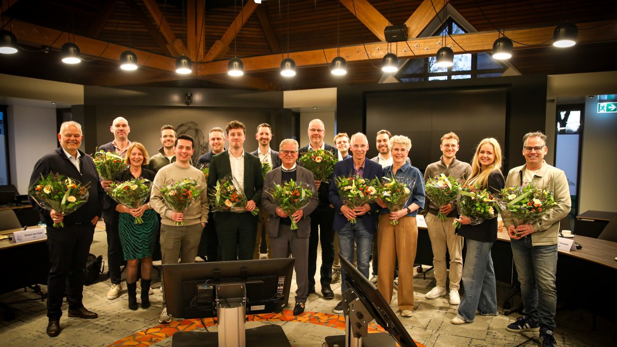 Zes raadsleden nemen afscheid, nieuwe gemeenteraad geïnstalleerd