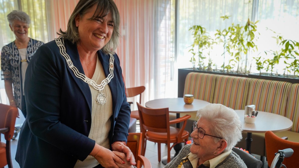 Mevrouw Mia Geurts-van Riet is 100 jaar geworden