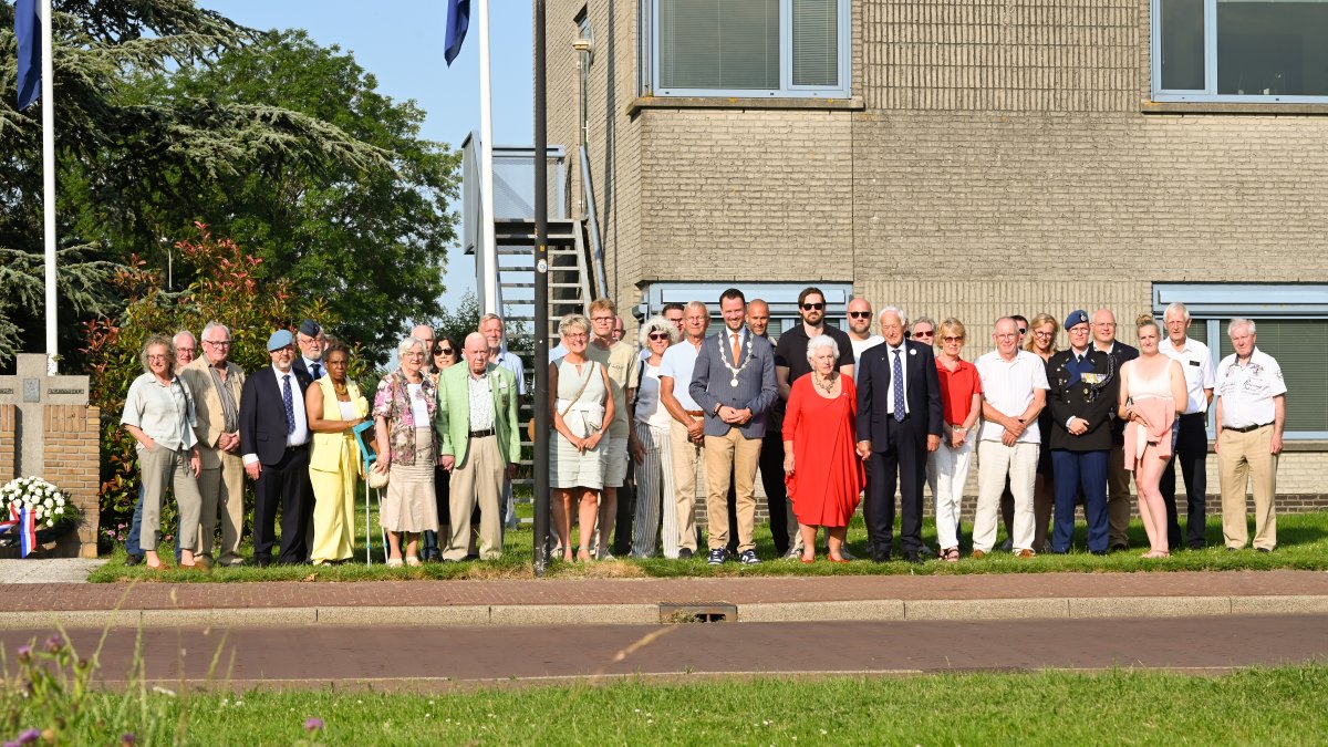 Veteranen ontmoeten elkaar tijdens Nieuwkoopse Veteranendag
