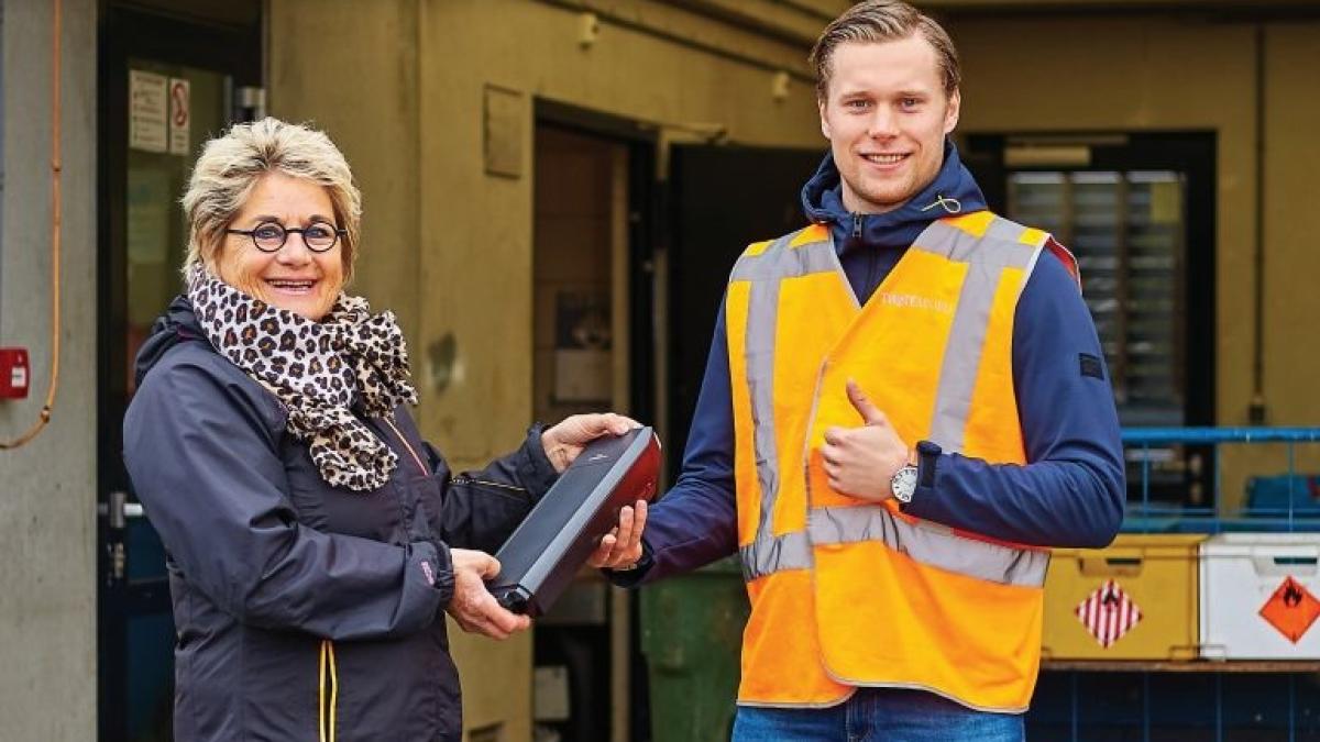 Lever kapotte fietsaccu’s in bij Milieustraat of fietsenwinkel